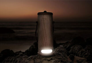 WaterLight - Đèn xách tay có thể sạc bằng nước muối hoặc nước tiểu