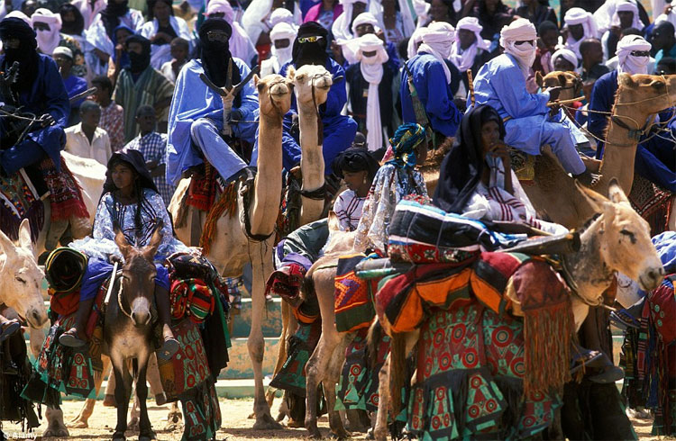 Người Tuareg rất tự hào với các phong tục tập quán của mình.