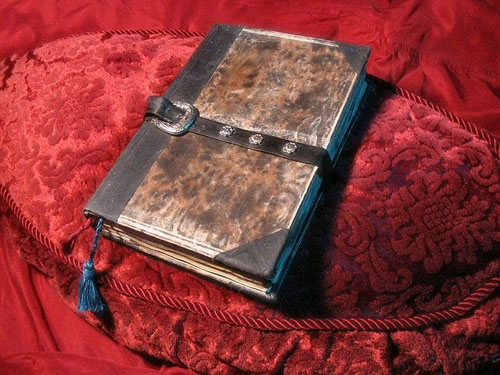 Necronomicon là một trong những cuốn sách bí ẩn nhất mọi thời đại.