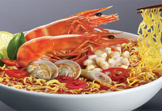 Đây là những gì xảy ra với cơ thể khi bạn ăn mì gói suốt cả tuần