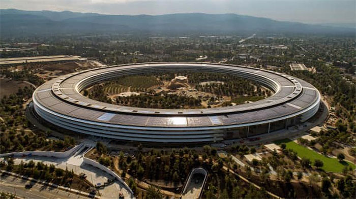 Tòa nhà "phi thuyền" Apple Park.