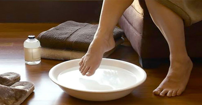 Mẹo trị nước ăn chân cực nhanh và an toàn