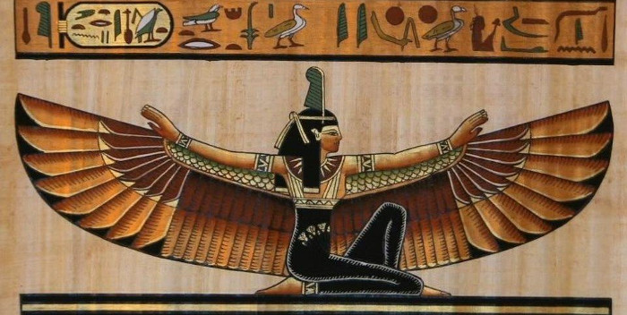 Nữ thần Isis.