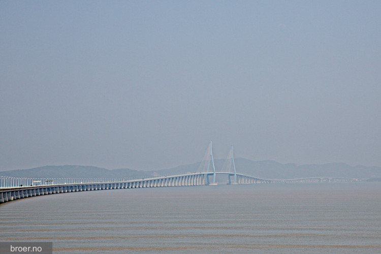 Cầu Jintang